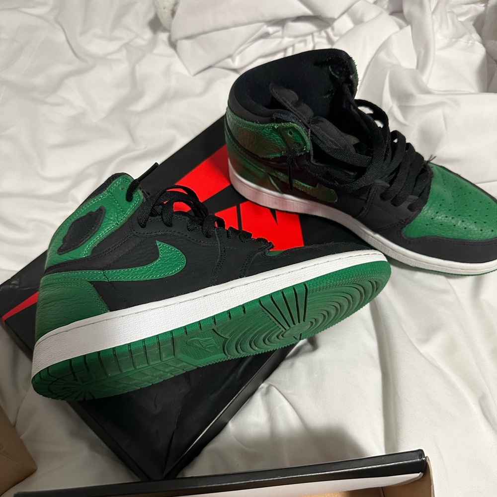 Air Jordan retro high retro pine